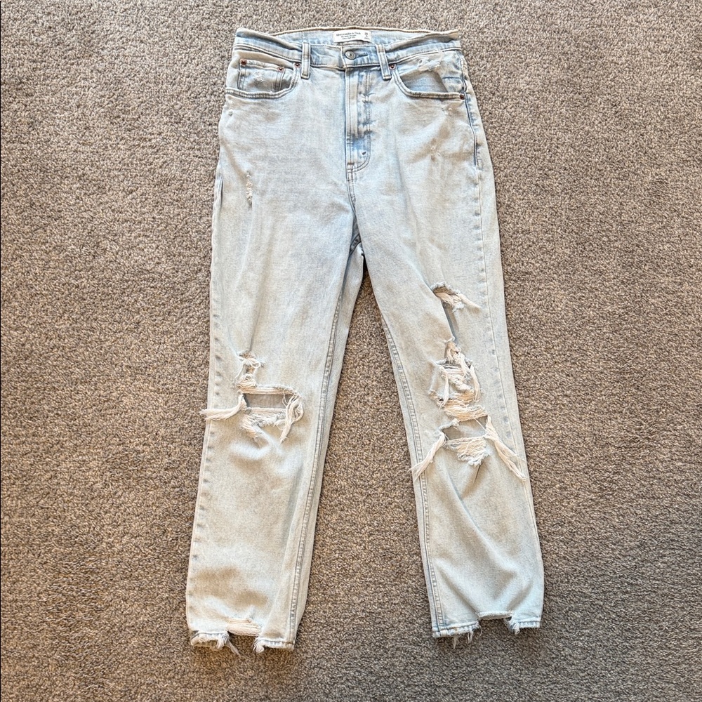 Abercrombie & Fitch Light Blue Ankle Straight Ultra High Rise Jeans.